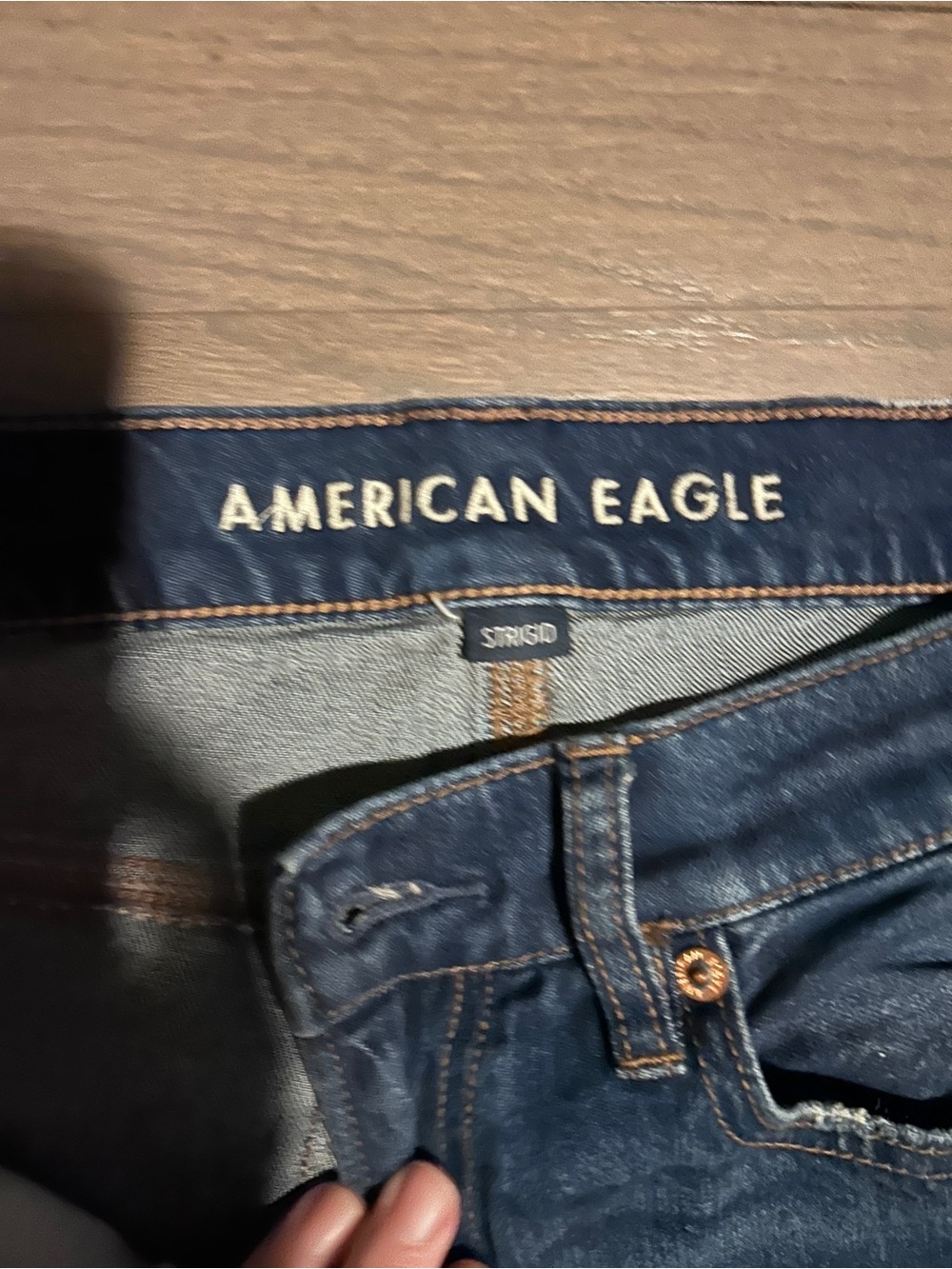 American Eagle 🦅 Dreamy Drape Strigid Barrel Jeans - Picture 7 of 8